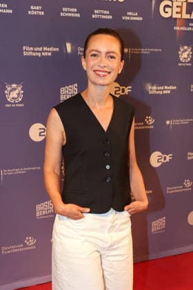 Bianca Hauda bei der Was Haben Wir Gelacht Dokufilm Premiere am 7.07.2026 im Cineplex Filmpalast in Koeln Bianca Hauda attends the premiere of the documentary film Was Haben Wir Gelacht on July 7, 2026, at the Cineplex Filmpalast in Cologne, Germany Was Haben Wir Gelacht Premiere in Koeln *** Bianca Hauda at the premiere of the documentary film *Was Haben Wir Gelacht* on July 7, 2026, at the Cineplex Filmpalast in Cologne. Bianca Hauda attends the premiere of the documentary film *Was Haben Wir Gelacht* on July 7, 2026, at the Cineplex Filmpalast in Cologne, Germany. Was Haben Wir Gelacht premiere in Cologne 