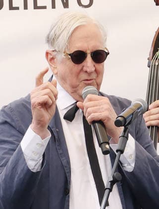 Beverly Hills CA July 07: T Bone Burnett. at the Ringo s Peace & Love Birthday Celebration held at The Beverly Hills Park in Los Beverly Hills, CA. on July 07, 2026 Credit: AdMedia Beverly Hills USA  - ZUMAa123 20260707_zaa_a123_154 Copyright: xADx