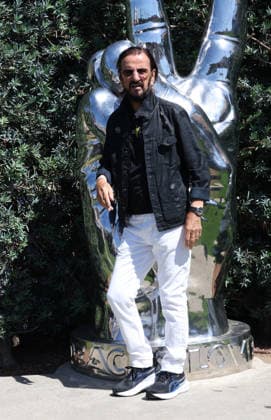 Beverly Hills CA July 07: Ringo Starr. at the Ringo s Peace & Love Birthday Celebration held at The Beverly Hills Park in Los Beverly Hills, CA. on July 07, 2026 Credit: AdMedia Beverly Hills USA - ZUMAa123 20260707_zaa_a123_151 Copyright: xADx
