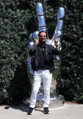 Ringo s Peace & Love Birthday Celebration 07 July 2026 . Beverly Hills, California - Ringo Starr At The Ringo s Peace & Love Birthday Celebration held at The Beverly Hills Park in Beverly Hills., Credit:Sadou Faye Faye Sadou Avalon United States, CA, Beverly Hills, Beverly Hills Park  Copyright: xSadouxFayex xFayexSadoux xAvalonx 1115095412