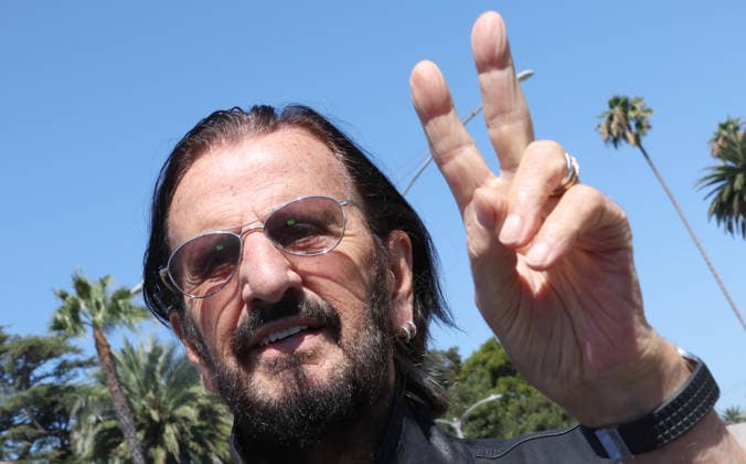 Ringo s Peace & Love Birthday Celebration 07 July 2026 . Beverly Hills, California - Ringo Starr At The Ringo s Peace & Love Birthday Celebration held at The Beverly Hills Park in Beverly Hills., Credit:Sadou Faye Faye Sadou Avalon United States, CA, Beverly Hills, Beverly Hills Park  Copyright: xSadouxFayex xFayexSadoux xAvalonx 1115095529