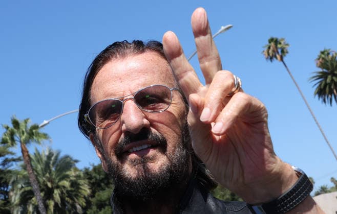 Ringo Star s Peace & Love Birthday Celebration in Beverly Hills, United States Featuring: Ringo Starr Where: Los Angeles, California, United States When: 07 Jul 2026 Credit: Faye s Vision Cover Images EDITORIAL USE ONLY. NOT FOR USE BY NEWSPAPERS BASED IN THE UK. Copyright: xx coverimg55835156