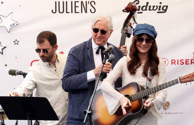 Ringo Star s Peace & Love Birthday Celebration in Beverly Hills, United States Featuring: T Bone Burnett Where: Los Angeles, California, United States When: 07 Jul 2026 Credit: Faye s Vision Cover Images EDITORIAL USE ONLY. NOT FOR USE BY NEWSPAPERS BASED IN THE UK. Copyright: xx coverimg55835162