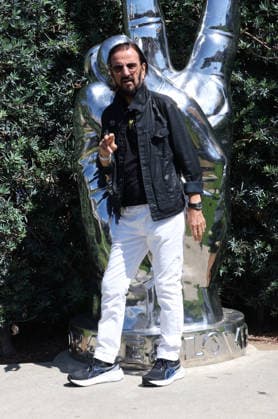 Ringo Star s Peace & Love Birthday Celebration in Beverly Hills, United States Featuring: Ringo Starr Where: Los Angeles, California, United States When: 07 Jul 2026 Credit: Faye s Vision Cover Images EDITORIAL USE ONLY. NOT FOR USE BY NEWSPAPERS BASED IN THE UK. Copyright: xx coverimg55835140