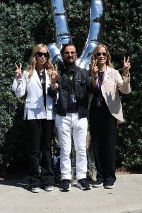 BEVERLY HILLS, CALIFORNIA - JULY 07: Marjorie Bach, Ringo Starr and Barbara Bach at Ringo s Peace & Love Birthday Celebration on July 07, 2026 in Beverly Hills, California. Credit: USA - ZUMAa123 20260707_zaa_a123_168 Copyright: xAdMediax