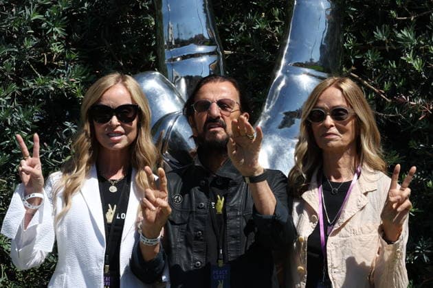 BEVERLY HILLS, CALIFORNIA - JULY 07: Marjorie Bach, Ringo Starr and Barbara Bach at Ringo s Peace & Love Birthday Celebration on July 07, 2026 in Beverly Hills, California. Credit: USA - ZUMAa123 20260707_zaa_a123_184 Copyright: xAdMediax