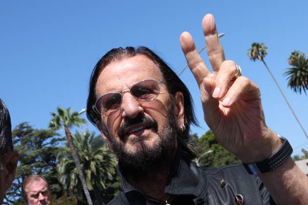 BEVERLY HILLS, CALIFORNIA - JULY 07: Ringo Starr attends Ringo s Peace & Love Birthday Celebration on July 07, 2026 in Beverly Hills, California. Credit: USA - ZUMAa123 20260707_zaa_a123_176 Copyright: xAdMediax