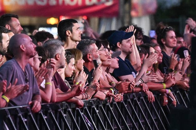 IPA86486153 - Mumford &amp; Sons fans during the 2026 Tour, at Rock in Roma 2026, on July 27, 2026, in Rome, Italy.  Copyright: xDomenicoxCippitelli LiveMediax xx 86486153