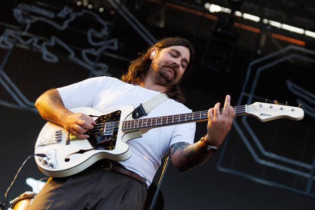 Music Concert - CAAMP - Live in 2026 Matt Vinson, member of the band Caamp, performs on the stage of Rock in Roma on July 07, 2026 at Ippodromo delle Capannelle, Rome, Italy. Rome Ippodromo delle Capannelle Italy Copyright: xEmanuelaxVertollix xLiveMediax LPM_2555994