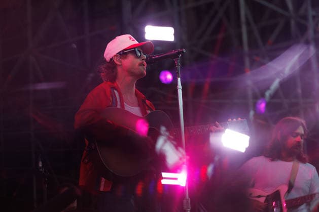 IPA86486743 - Taylor Meier, a member of the band Caamp, performs on stage at Rock in Roma on July 7, 2026, at the Ippodromo delle Capannelle in Rome, Italy.  Copyright: xEmanuelaxVertolli LiveMediax xx 86486743