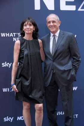 IPA86486369 - Milan, Sky What™s Next arrivals at the evening event at the Teatro Lirico Ettore Messina with his wife Laura Ferri  Copyright: xAlbertoxTerenghix xComi Terenghix 86486369