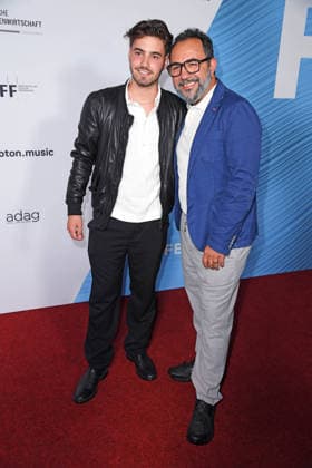 Adnan Maral mit Sohn Acun Maral beim FEST DER PRODUKTIONSALLIANZ im Tipi am Kanzleramt in Berlin am 07.07.2026 *** Adnan Maral with his son Acun Maral at the PRODUCTION ALLIANCE FESTIVAL at the Tipi am Kanzleramt in Berlin on July 7, 2026