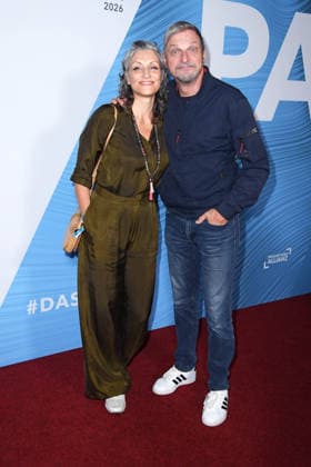 Stefan Jürgens mit Ehefrau Boriana Bo Rosenmüller beim FEST DER PRODUKTIONSALLIANZ im Tipi am Kanzleramt in Berlin am 07.07.2026 *** Stefan Jürgens with his wife Boriana Bo Rosenmüller at the FEST DER PRODUKTIONSALLIANZ at the Tipi am Kanzleramt in Berlin on July 7, 2026