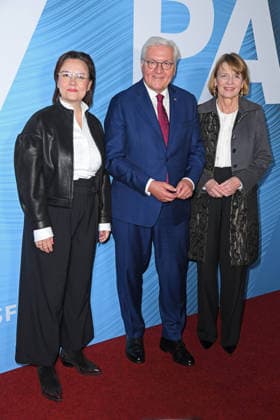 Michelle Müntefering, Frank-Walter Steinmeier mit Ehefrau Elke Büdenbender beim FEST DER PRODUKTIONSALLIANZ im Tipi am Kanzleramt in Berlin am 07.07.2026 *** Michelle Müntefering, Frank Walter Steinmeier, and his wife Elke Büdenbender at the PRODUCTION ALLIANCE CELEBRATION at the Tipi am Kanzleramt in Berlin on July 7, 2026