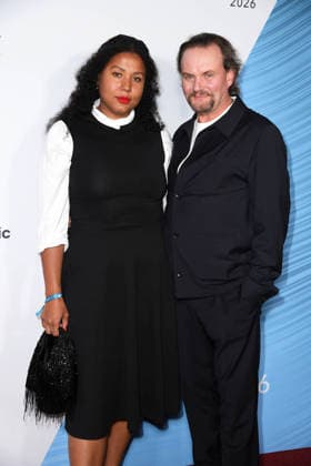 Devid Striesow mit Freundin Ines Ganzberger beim FEST DER PRODUKTIONSALLIANZ im Tipi am Kanzleramt in Berlin am 07.07.2026 *** Devid Striesow with his girlfriend Ines Ganzberger at the FEST DER PRODUKTIONSALLIANZ at the Tipi am Kanzleramt in Berlin on July 7, 2026