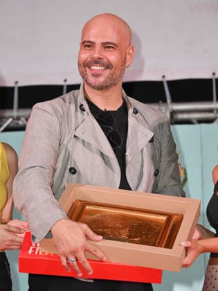 Marco D Amore awarded at the 2026 Social Film Festival in Vico Equense - 07 Jul 2026 Marco D Amore receives the Award for the best social series of the year for Gomorra - La seria Vico Equense Italy Copyright: xAntoninoxD Espositox xSOPAxImagesx DSC_3713