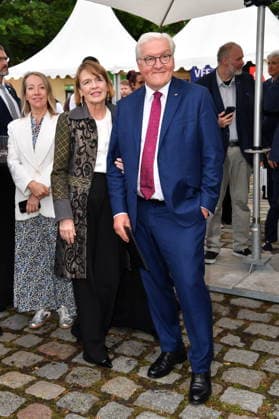 RECORD DATE NOT STATED FEST DER PRODUKTIONSALLIANZ - Berlin Frank-Walter Steinmeier (Bundespräsident) mit Ehefrau Elke Büdenbender beim FEST DER PRODUKTIONSALLIANZ der Allianz Deutscher Produzenten - Film & Fernsehen e.V. (Produktionsallianz) im Tipi am Kanzleramt in Berlin am 07.07.2026 *** PRODUCTION ALLIANCE GALA Berlin: Frank Walter Steinmeier, President of Germany, with his wife Elke Büdenbender at the PRODUCTION ALLIANCE GALA hosted by the Alliance of German Film and Television Producers e.V. (Production Alliance) at the Tipi am Kanzleramt in Berlin on July 7, 2026 Copyright: xEventpressxBerndtx