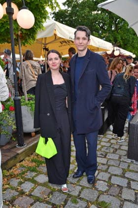 RECORD DATE NOT STATED FEST DER PRODUKTIONSALLIANZ - Berlin Alice Dwyer und Sabin Tambrea beim FEST DER PRODUKTIONSALLIANZ der Allianz Deutscher Produzenten - Film & Fernsehen e.V. (Produktionsallianz) im Tipi am Kanzleramt in Berlin am 07.07.2026 *** PRODUCTION ALLIANCE FESTIVAL Berlin: Alice Dwyer and Sabin Tambrea at the PRODUCTION ALLIANCE FESTIVAL hosted by the Alliance of German Film and Television Producers (Allianz Deutscher Produzenten Film Fernsehen e. V.) at the Tipi am Kanzleramt in Berlin on July 7, 2026 Copyright: xEventpressxBerndtx