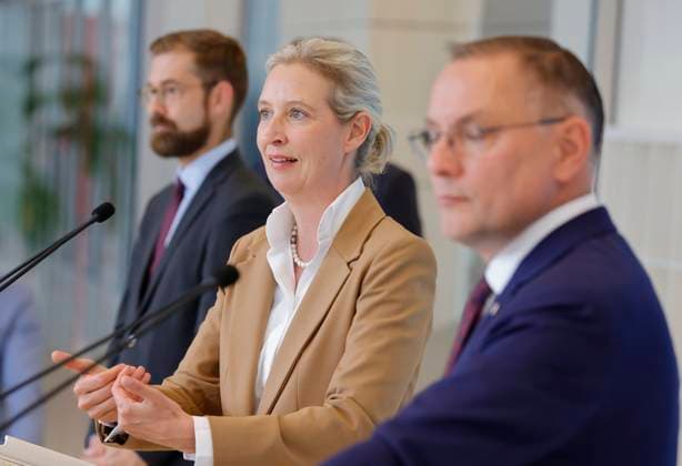 AfD-Chefin Alice Weidel , Tino Chrupalla, AfD, Deutschland, Berlin, Reichstag, AfD Pressekonferenz *** AfD Leader Alice Weidel, Tino Chrupalla, AfD, Germany, Berlin, Reichstag, AfD Press Conference