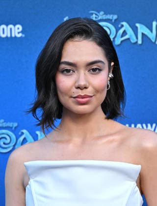 Disney™s ˜Moana™ World Premiere Auli i Cravalho arriving to Disney™s ˜Moana™ World Premiere at Hollywood Bowl on July 07, 2026 in Hollywood, CA. Hollywood Hollywood Bowl California USA Copyright: xLISAxOConnor AFF-USA.comx