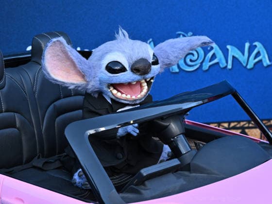 Disney™s ˜Moana™ World Premiere Stitch arriving to Disney™s ˜Moana™ World Premiere at Hollywood Bowl on July 07, 2026 in Hollywood, CA. Hollywood Hollywood Bowl California USA Copyright: xLISAxOConnor AFF-USA.comx
