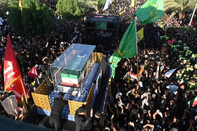 Massive Crowds gather in Najaf for Farewell Ceremony of slain Iranian supreme leader NAJAF, IRAQ - JULY 8: A massive crowd of mourners carrying various flags and posters fills the streets during a farewell ceremony for slain Iranian supreme leader Ali Khamenei, in Najaf, Iraq, on July 8, 2026. Khamenei lost his life following joint US-Israeli attacks. Starting from the early hours of the morning, thousands of people flooded the squares and avenues to take part in the funeral procession and pay their final respects. Haidar Mohammed Ali Anadolu Najaf Iraq. Editorial use only. Please get in touch for any other usage.  Copyright: x2026xAnadoluxHaidarxMohammedxAlix