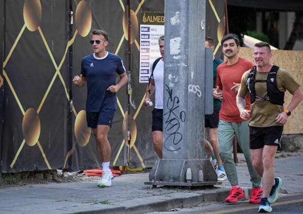 French President Macron goes for morning jog in Ankara ANKARA, TURKIYE - JULY 08: French President Emmanuel Macron goes for a morning jog in Ankara, Turkiye, where he arrived for the 36th NATO Heads of State and Government Summit on July 08, 2026. Berkan Cetin Anadolu Ankara Turkey. Editorial use only. Please get in touch for any other usage.  Copyright: x2026xAnadoluxBerkanxCetinx