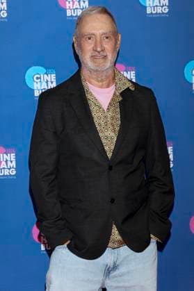 ABB EMMERICH- Roland Emmerich der deutsche Filmproduzent, Regisseur bekommt bei der Verleihung die Glaeserne Leinwand im Kino Cinemaxx in Hamburg am 07.07.2026 Hamburg Deutschland *** ABB EMMERICH Roland Emmerich, the German film producer and director, will receive the Glaeserne Leinwand award at the ceremony at the Cinemaxx movie theater in Hamburg on July 7, 2026, in Hamburg, Germany.