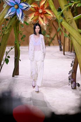 PFW - Chanel Runway A model walks the runway during the Chanel Haute Couture Fall Winter 2026 2027 show as part of Paris Fashion Week on July 07, 2026 in Paris, France. Photo by Franck Castel ABACAPRESS.COM Paris France  Copyright: xCastelxFranck ABACAx