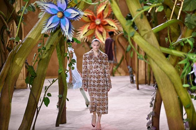 PFW - Chanel Runway A model walks the runway during the Chanel Haute Couture Fall Winter 2026 2027 show as part of Paris Fashion Week on July 07, 2026 in Paris, France. Photo by Franck Castel ABACAPRESS.COM Paris France  Copyright: xCastelxFranck ABACAx