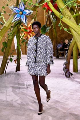 PFW - Chanel Runway A model walks the runway during the Chanel Haute Couture Fall Winter 2026 2027 show as part of Paris Fashion Week on July 07, 2026 in Paris, France. Photo by Franck Castel ABACAPRESS.COM Paris France  Copyright: xCastelxFranck ABACAx