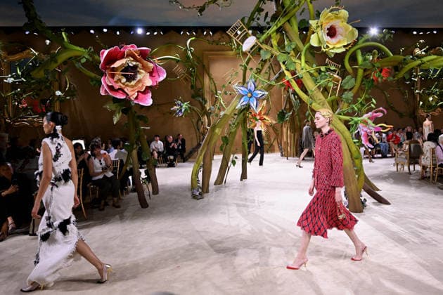 PFW - Chanel Runway A model walks the runway during the Chanel Haute Couture Fall Winter 2026 2027 show as part of Paris Fashion Week on July 07, 2026 in Paris, France. Photo by Franck Castel ABACAPRESS.COM Paris France  Copyright: xCastelxFranck ABACAx