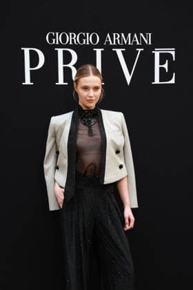 Annie Schröter at the Giorgio Armani Privé Fall Winter 2026–2027 Haute Couture Collection fashion show during Paris Fashion Week, July 7, 2026 Celebrities at the Giorgio Armani Privé Fall Winter 2026–2027 Haute Couture Collection fashion show during Paris Fashion Week, July 7, 2026, Paris, France  Copyright: xFlorianxLaviellex xBestimagexFlorianxLaviellex xBestimagex