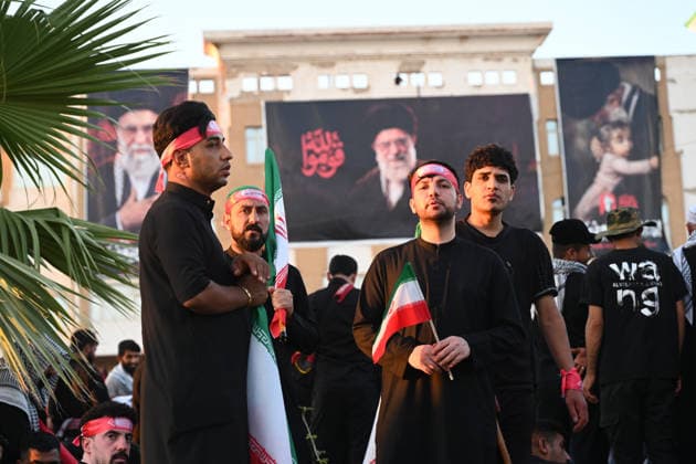Massive Crowds gather in Najaf for Farewell Ceremony of slain Iranian supreme leader NAJAF, IRAQ - JULY 8: A massive crowd of mourners carrying various flags and posters fills the streets during a farewell ceremony for slain Iranian supreme leader Ali Khamenei, in Najaf, Iraq, on July 8, 2026. Khamenei lost his life following joint US-Israeli attacks. Starting from the early hours of the morning, thousands of people flooded the squares and avenues to take part in the funeral procession and pay their final respects. Haidar Mohammed Ali Anadolu Najaf Iraq. Editorial use only. Please get in touch for any other usage.  Copyright: x2026xAnadoluxHaidarxMohammedxAlix