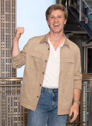 July 7, 2026, New York, New York, USA: ROBERT IRWIN visits the Empire State Building in New York to celebrate the upcoming premiere of Dancing with the Stars The Next Pro on ABC. 7 July 2026 New York USA  - ZUMAa265 20260707_zep_a265_009 Copyright: xEricxAcquayex