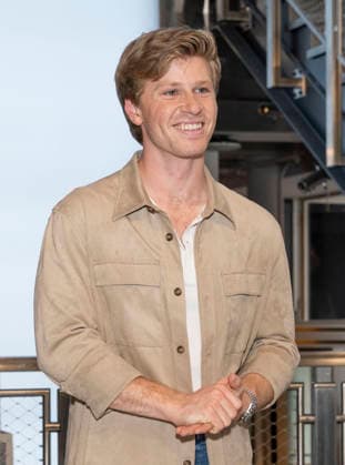 July 7, 2026, New York, New York, USA: ROBERT IRWIN visits the Empire State Building in New York to celebrate the upcoming premiere of Dancing with the Stars The Next Pro on ABC. 7 July 2026 New York USA  - ZUMAa265 20260707_zep_a265_017 Copyright: xEricxAcquayex