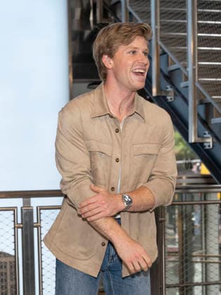 July 7, 2026, New York, New York, USA: ROBERT IRWIN visits the Empire State Building in New York to celebrate the upcoming premiere of Dancing with the Stars The Next Pro on ABC. 7 July 2026 New York USA - ZUMAa265 20260707_zep_a265_001 Copyright: xEricxAcquayex