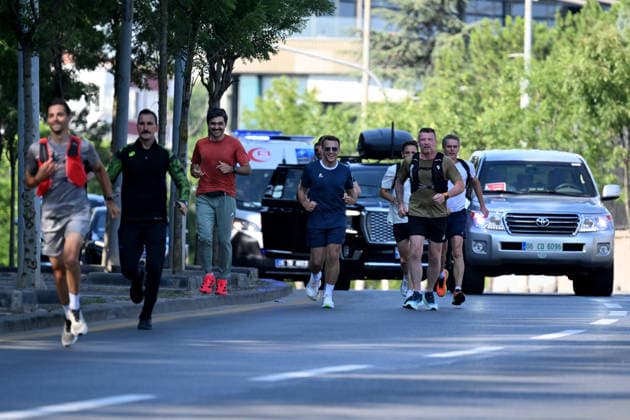 French President Macron goes for morning jog ahead of NATO summit in Ankara ANKARA, TURKIYE - JULY 08: French President Emmanuel Macron goes for a morning jog in Ankara, Turkiye, where he arrived for the 36th NATO Heads of State and Government Summit on July 08, 2026. Gokhan Balci Anadolu Ankara Turkey. Editorial use only. Please get in touch for any other usage.  Copyright: x2026xAnadoluxGokhanxBalcix