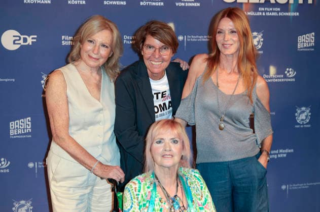 Maren Kroymann, Bettina Böttinger, Gaby Köster und Esther Schweins bei der Premiere des Dokumentarfilms Was haben wir gelacht im Filmpalast. Köln, 07.07.2026 *** Maren Kroymann, Bettina Böttinger, Gaby Köster, and Esther Schweins at the premiere of the documentary *Was haben wir gelacht* at the Filmpalast in Cologne, July 7, 2026 Foto:xR.xSchmiegeltx xFuturexImagex gelacht_6650