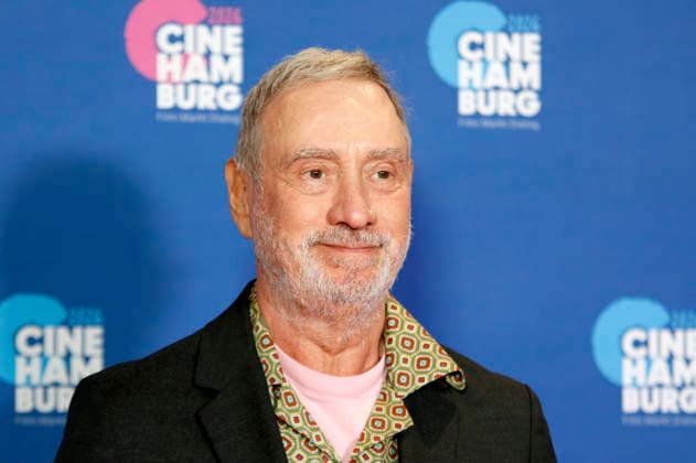 Roland Emmerich bei der Verleihung der Gläsernen Leinwand an Roland Emmerich im Rahmen der CineHamburg 2026 im Cinemaxx Dammtor. Hamburg, 07.07.2026 *** Roland Emmerich at the presentation of the Gläsernes Leinwand award to Roland Emmerich as part of CineHamburg 2026 at Cinemaxx Dammtor in Hamburg, July 7, 2026 Foto:xC.xTamckex xFuturexImagex emmerich_6725