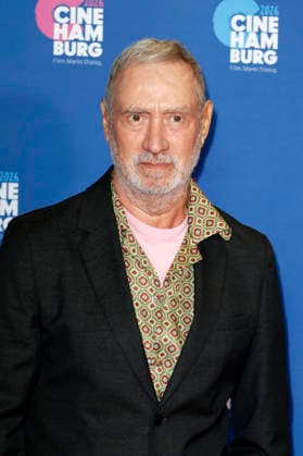 Roland Emmerich bei der Verleihung der Gläsernen Leinwand an Roland Emmerich im Rahmen der CineHamburg 2026 im Cinemaxx Dammtor. Hamburg, 07.07.2026 *** Roland Emmerich at the presentation of the Gläsernes Leinwand award to Roland Emmerich as part of CineHamburg 2026 at Cinemaxx Dammtor in Hamburg, July 7, 2026 Foto:xC.xTamckex xFuturexImagex emmerich_6720