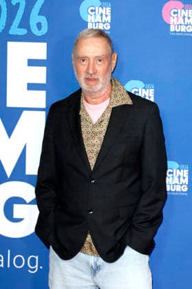 Roland Emmerich bei der Verleihung der Gläsernen Leinwand an Roland Emmerich im Rahmen der CineHamburg 2026 im Cinemaxx Dammtor. Hamburg, 07.07.2026 *** Roland Emmerich at the presentation of the Gläsernes Leinwand award to Roland Emmerich as part of CineHamburg 2026 at Cinemaxx Dammtor in Hamburg, July 7, 2026 Foto:xC.xTamckex xFuturexImagex emmerich_6739