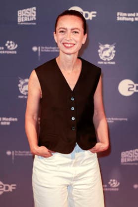 Bianca Hauda bei der Premiere des Dokumentarfilms Was haben wir gelacht im Filmpalast. Köln, 07.07.2026 *** Bianca Hauda at the premiere of the documentary *Was haben wir gelacht* at the Filmpalast in Cologne, July 7, 2026 Foto:xR.xSchmiegeltx xFuturexImagex gelacht_6603