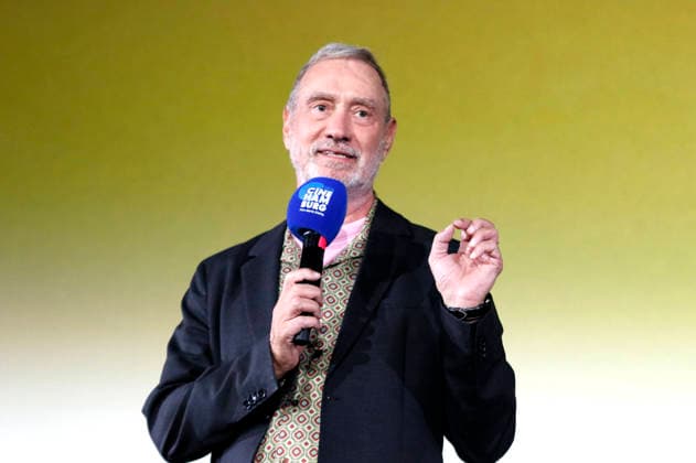 Roland Emmerich bei der Verleihung der Gläsernen Leinwand an Roland Emmerich im Rahmen der CineHamburg 2026 im Cinemaxx Dammtor. Hamburg, 07.07.2026 *** Roland Emmerich at the presentation of the Gläsernes Leinwand award to Roland Emmerich as part of CineHamburg 2026 at Cinemaxx Dammtor in Hamburg, July 7, 2026 Foto:xC.xTamckex xFuturexImagex emmerich_6758