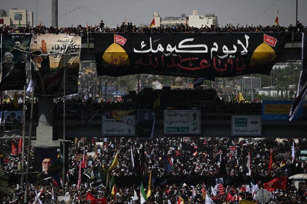 Thousands gather in Iraq for funeral procession of slain Iranian leader Khamenei NAJAF, IRAQ - JULY 8: A massive crowd of mourners carrying flags and posters fills the streets as the coffins of Iranian supreme leader Ali Khamenei and his family members are carried among the public inside a specially designed truck resembling the Imam Reza Shrine during a farewell ceremony in Najaf, Iraq, on July 8, 2026. Khamenei lost his life following joint US-Israeli attacks, drawing thousands to the squares and avenues since the early hours of the morning. Haidar Mohammed Ali Anadolu Najaf Iraq. Editorial use only. Please get in touch for any other usage.  Copyright: x2026xAnadoluxHaidarxMohammedxAlix