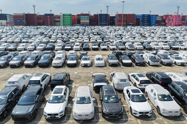 Nanjing Port Exported Vehicles Exported vehicles parked at Nanjing Port in Nanjing City, Jiangsu Province, China on July 8, 2026. Nanjing Jiangsu China  Copyright: xCFOTOx i1783528583458