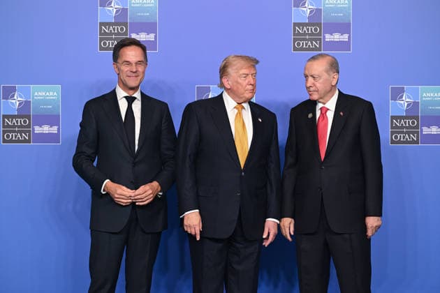 36th NATO Summit in Ankara ANKARA, TURKIYE - JULY 8: Turkish President Recep Tayyip Erdogan (R) and NATO Secretary General Mark Rutte (L) welcome U.S. President Donald Trump (C) ahead of the North Atlantic Council meeting held as part of the 36th NATO Heads of State and Government Summit at the Presidential Complex in Ankara, Turkiye, on July 8, 2026. Binnur Ege Gurun Kocak Anadolu Ankara Turkey. Editorial use only. Please get in touch for any other usage.  Copyright: x2026xAnadoluxBinnurxEgexGurunxKocakx