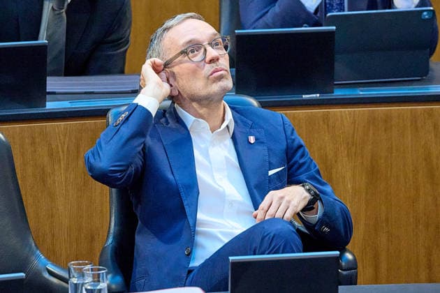 - Wien 08.07.2026 - Nationalrat SItzung Parlament - Der Nationalrat trat heute im Hohen Haus zu einer regluären Nationalratssitzung zusammen. Haupthema war das Doppelbudget . PHOTO: FPÖ-Bundesparteiobmann Herbert Kickl. Vienna (AUSTRIA) - Austrian Parliament National Council session - The National Council met today in the House for a regular session. The main topic was the dual budget. Budget, Finanzen, Staatsfinanzen, Geld, Steuern, Ausgaben, Einnahmen, Regierung, echtes Dopelbudet 2027 28 , 2028, Schulden, Nationalratssitzung, Nationalrat SItzung *** Vienna, July 8, 2026 National Council Session Parliament The National Council convened today in the House for a regular session. The main topic was the dual budget. PHOTO: FPÖ Fede 
