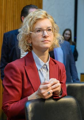 - Wien 08}.07.2026 - 89. Sitzung des Nationalrats. PHOTO: Ministerin für Frauen, Wissenschaft und Forschung Eva-Maria Holzleitner (SPÖ) 87th sitting of the National Council. Nationalrat, Nationalratssitzung, Parlamentssitzung, Parlament, Plenum 89. Sitzung des Nationalrats *** Vienna, July 8, 2026 89th Session of the National Council PHOTO: Eva Maria Holzleitner, Minister for Women, Science, and Research (SPÖ) 87th Session of the National Council National Council, National Council session, parliamentary session, parliament, plenary session 89th Session of the National Council 