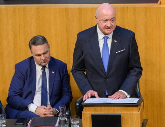 - Wien 08.07.2026 - 89. Sitzung des Nationalrats. PHOTO: Vizekanzler Andreas Babler (SPÖ) und Bundeskanzler Christian Stocker (ÖVP) 87th sitting of the National Council. Nationalrat, Nationalratssitzung, Parlamentssitzung, Parlament, Plenum 89. Sitzung des Nationalrats *** Vienna, July 8, 2026, 89th Session of the National Council PHOTO: Vice Chancellor Andreas Babler (SPÖ) and Federal Chancellor Christian Stocker (ÖVP) 87th sitting of the National Council National Council, National Council session, parliamentary session, parliament, plenary session 89th session of the National Council 